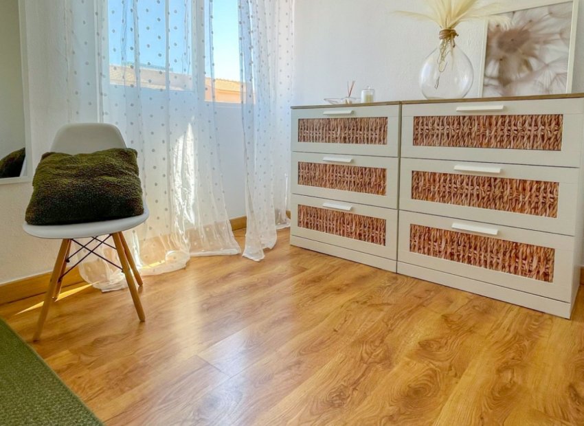 Resale - Townhouse / Duplex / Corner - Orihuela Costa - Playa Flamenca