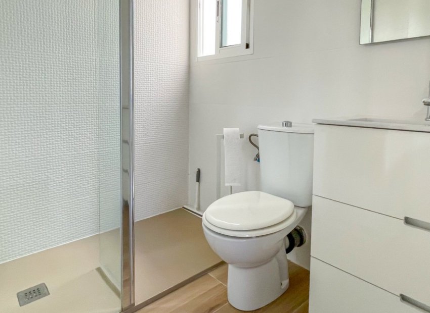 Resale - Townhouse / Duplex / Corner - Orihuela Costa - Playa Flamenca