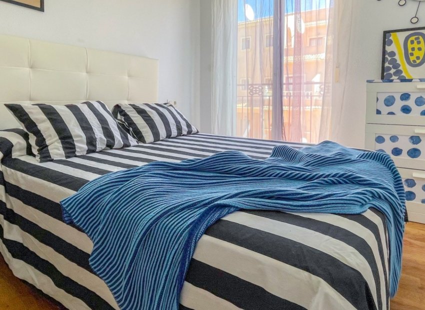 Resale - Townhouse / Duplex / Corner - Orihuela Costa - Playa Flamenca