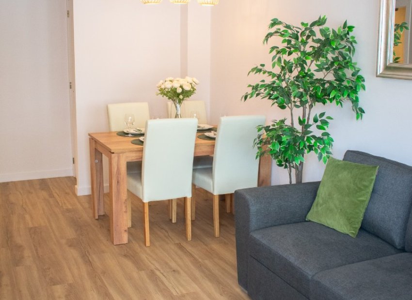 Resale - Townhouse / Duplex / Corner - Orihuela Costa - Punta Prima