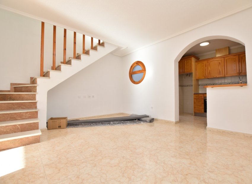 Resale - Townhouse / Duplex / Corner - Orihuela Costa - Punta Prima