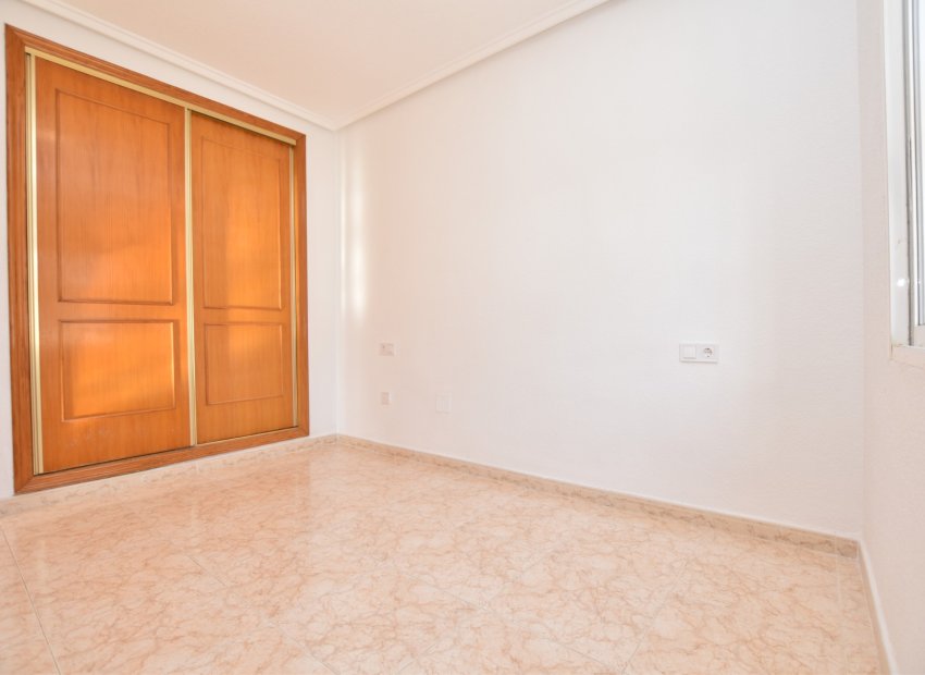 Resale - Townhouse / Duplex / Corner - Orihuela Costa - Punta Prima