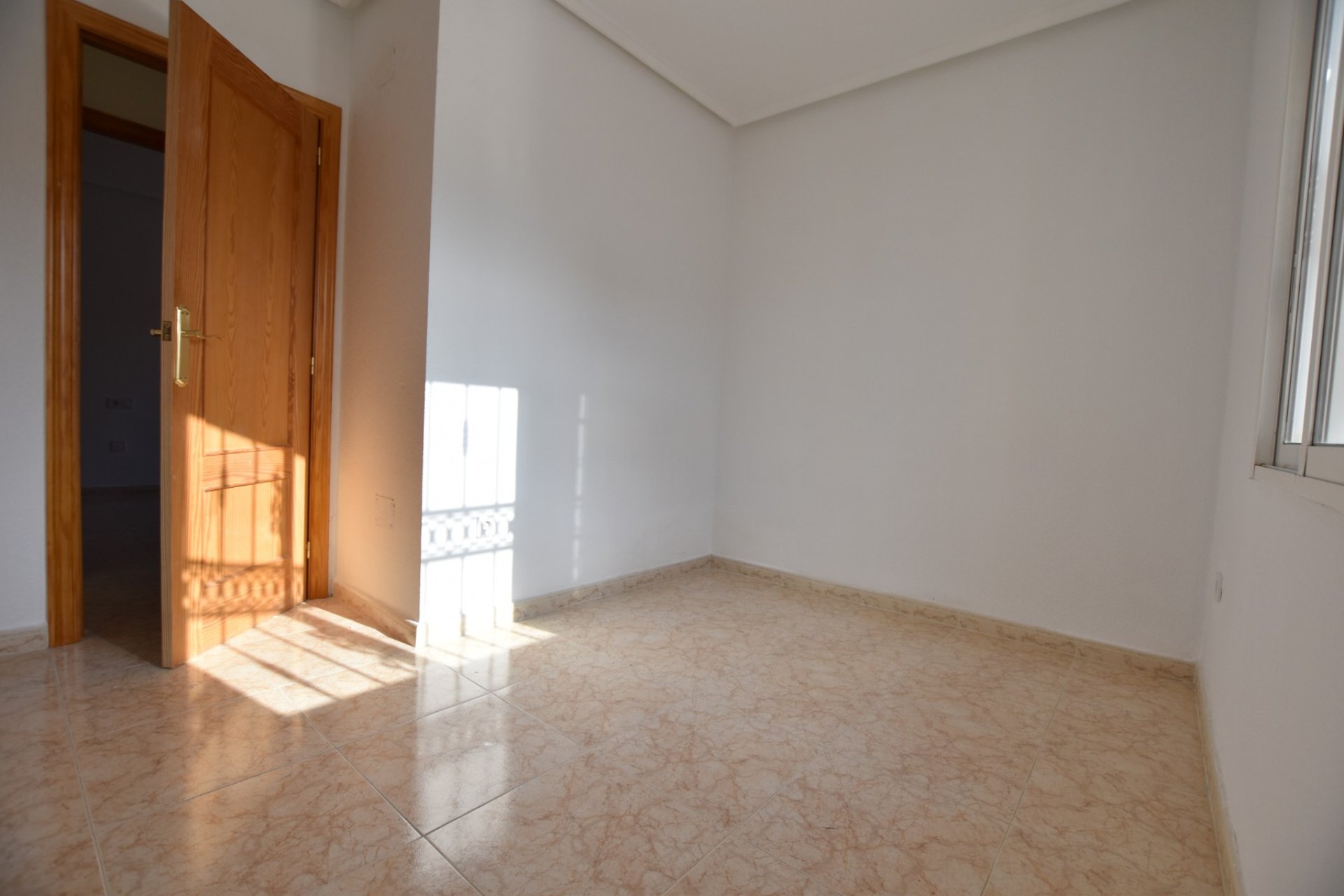 Resale - Townhouse / Duplex / Corner - Orihuela Costa - Punta Prima