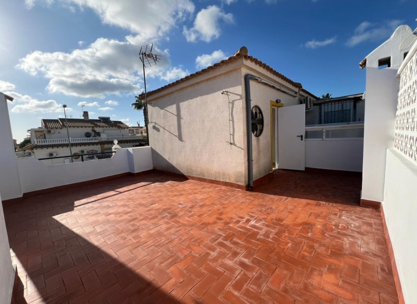 Resale - Townhouse / Duplex / Corner - Orihuela Costa - Punta Prima
