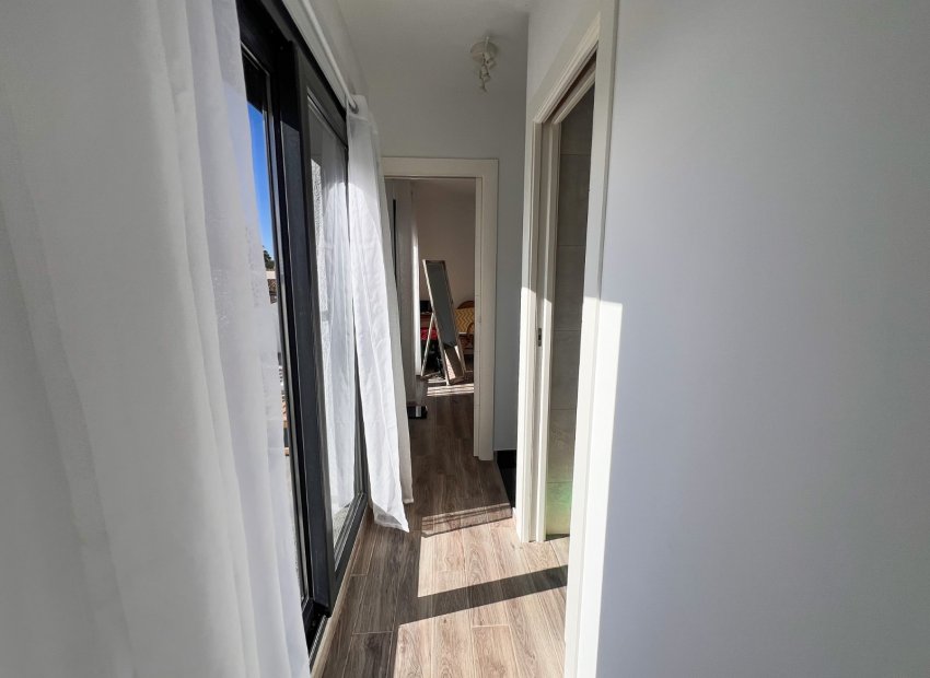 Resale - Townhouse / Duplex / Corner - Orihuela Costa - Punta Prima