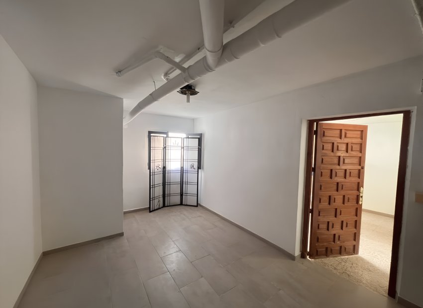 Resale - Townhouse / Duplex / Corner - Orihuela Costa - Punta Prima