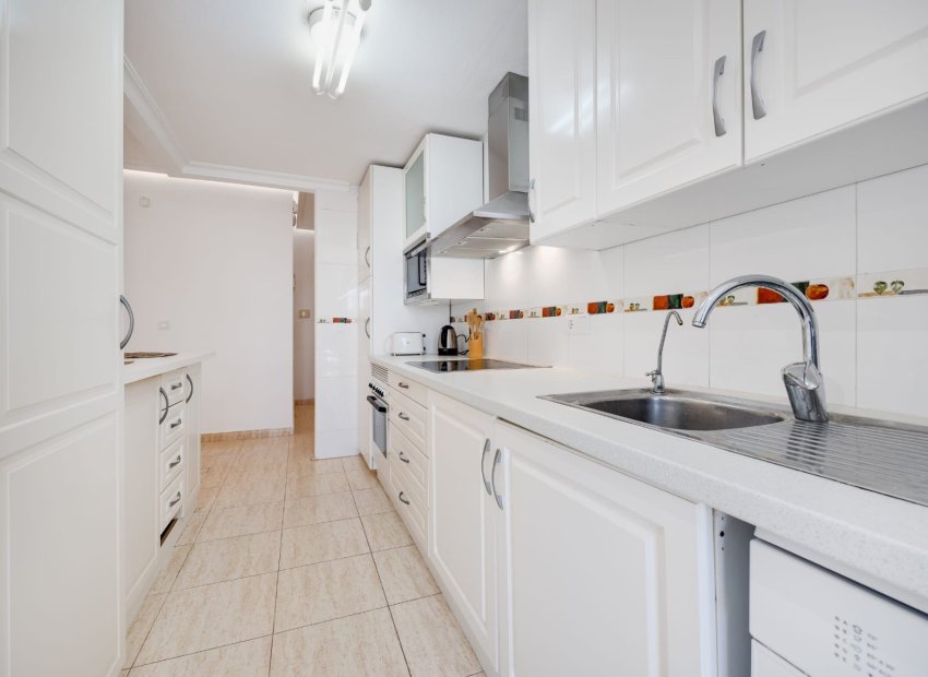 Resale - Townhouse / Duplex / Corner - Orihuela Costa - Punta Prima