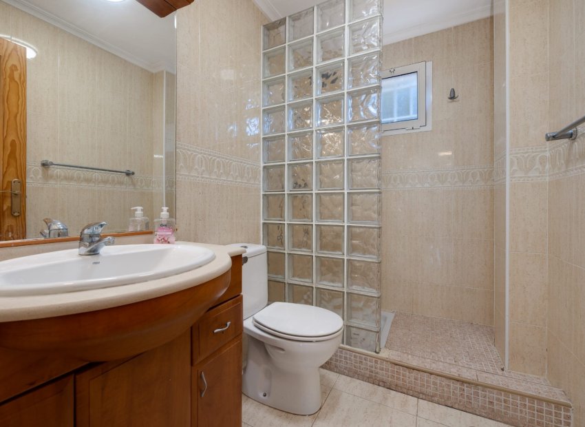 Resale - Townhouse / Duplex / Corner - Orihuela Costa - Punta Prima