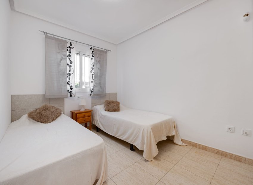Resale - Townhouse / Duplex / Corner - Orihuela Costa - Punta Prima