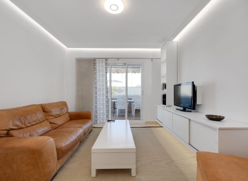 Resale - Townhouse / Duplex / Corner - Orihuela Costa - Punta Prima