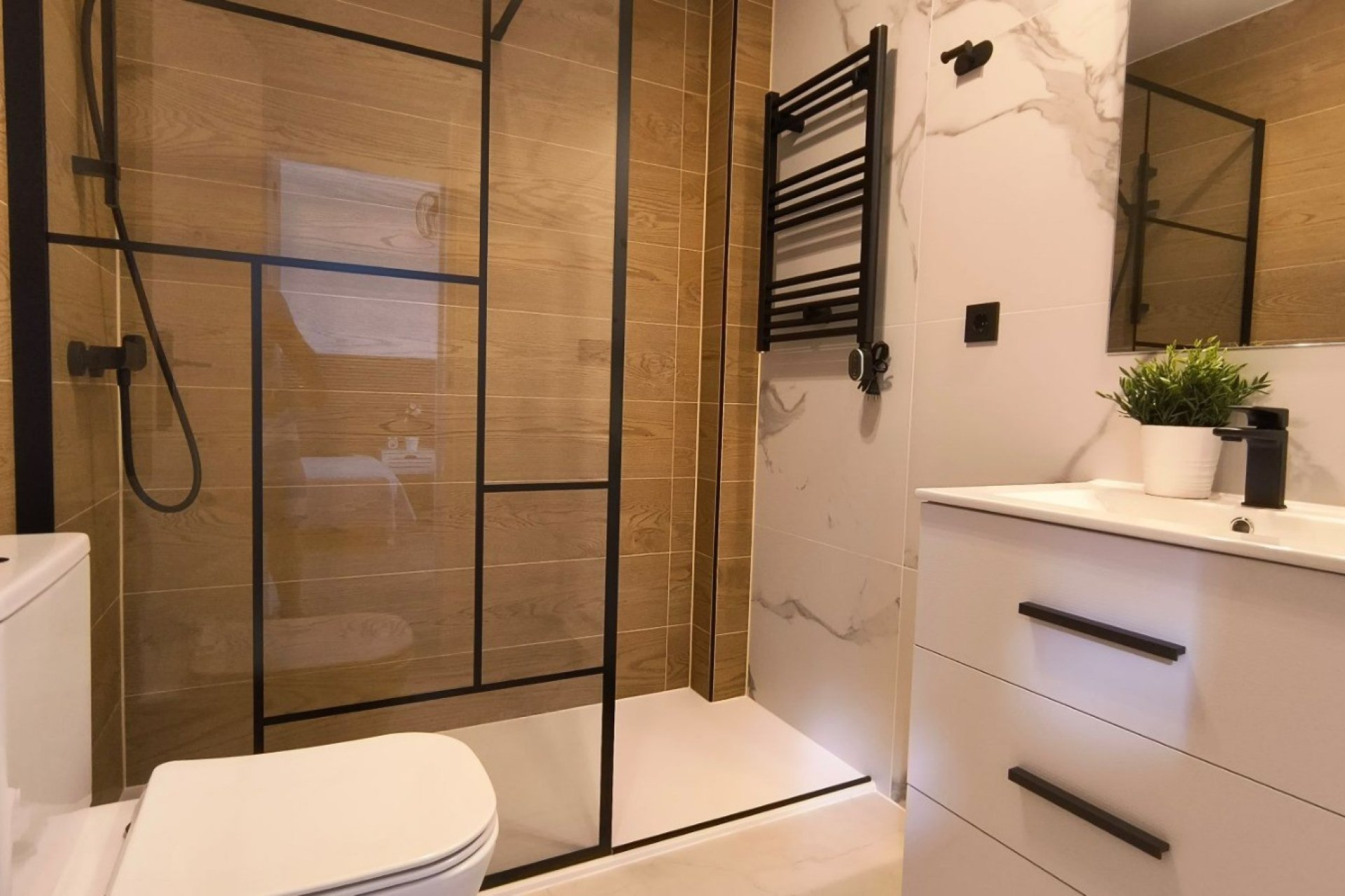 Resale - Townhouse / Duplex / Corner - Orihuela Costa - Punta Prima