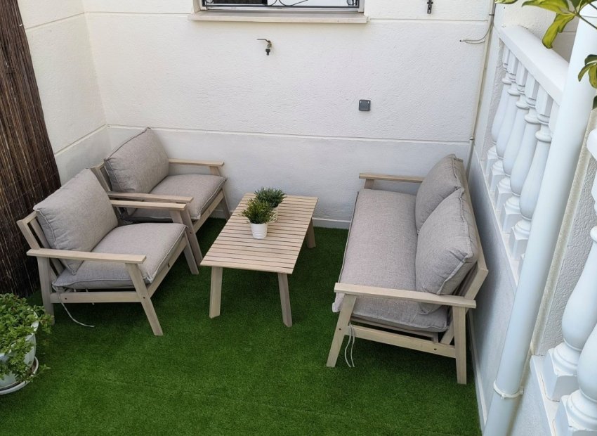 Resale - Townhouse / Duplex / Corner - Orihuela Costa - Punta Prima