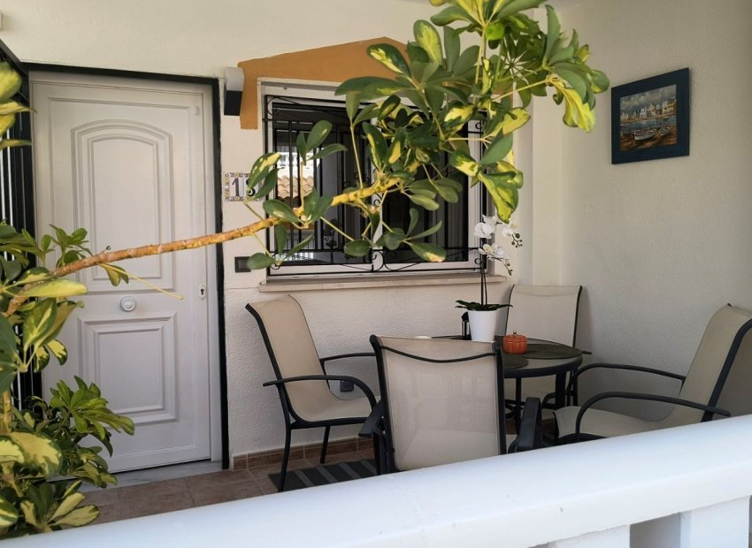 Resale - Townhouse / Duplex / Corner - Orihuela Costa - Punta Prima