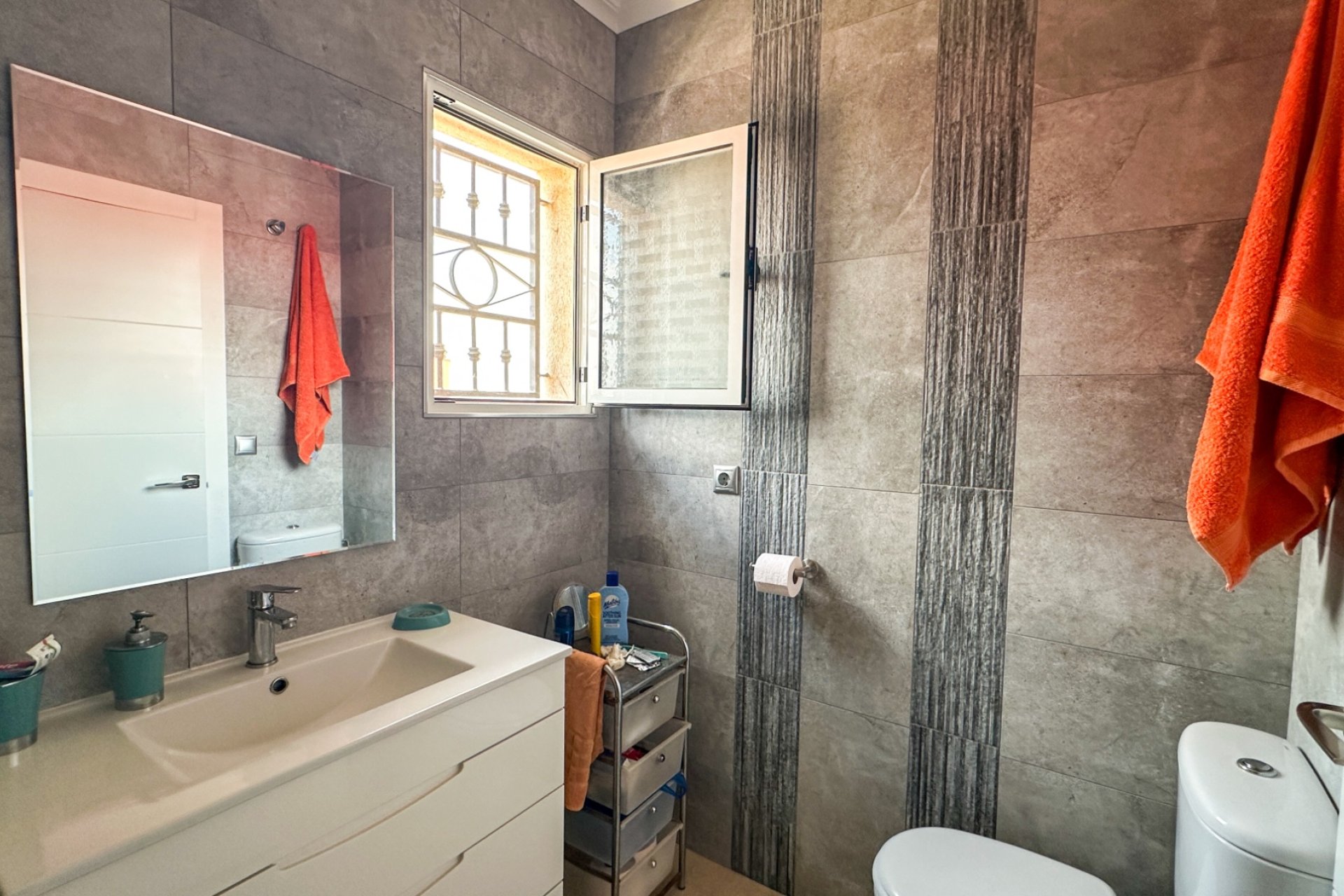 Resale - Townhouse / Duplex / Corner - Orihuela Costa - Punta Prima