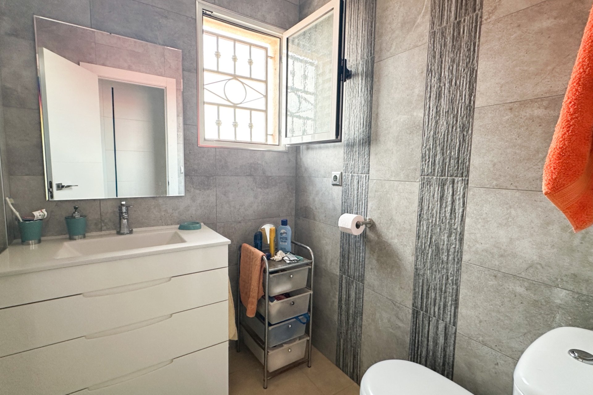 Resale - Townhouse / Duplex / Corner - Orihuela Costa - Punta Prima