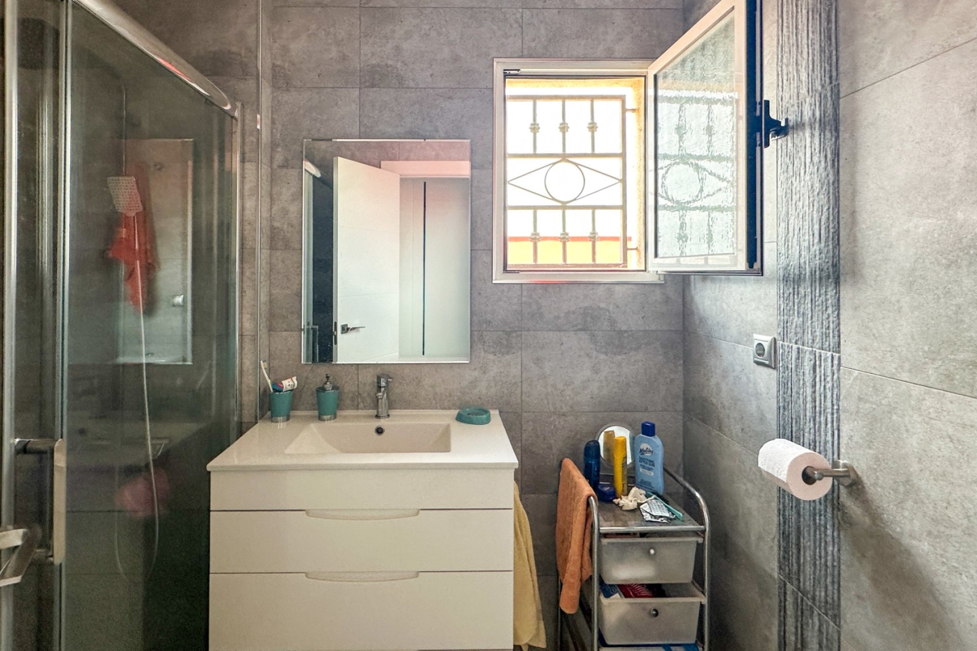 Resale - Townhouse / Duplex / Corner - Orihuela Costa - Punta Prima
