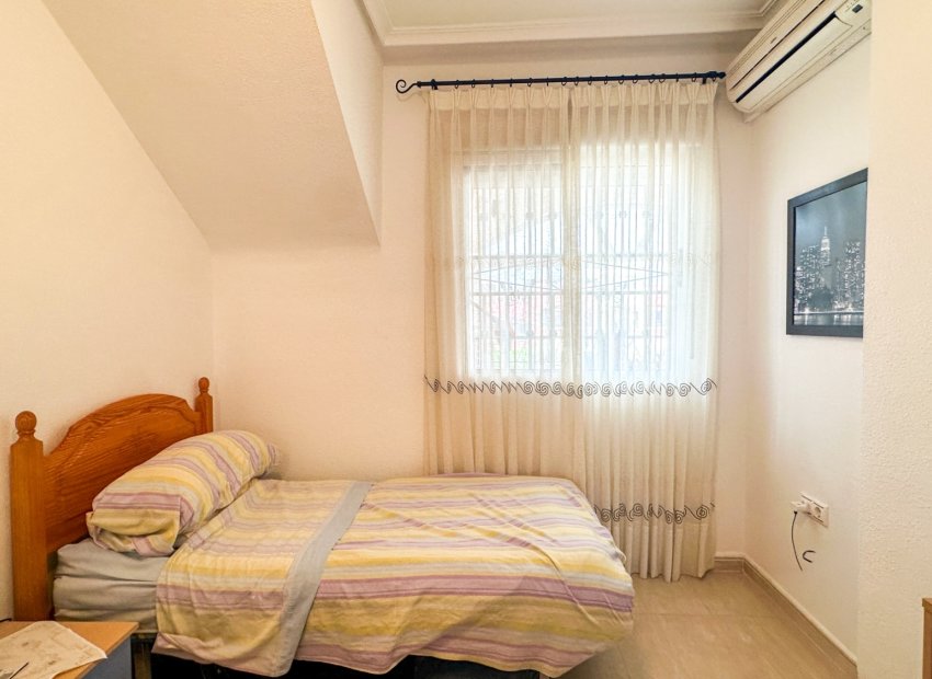 Resale - Townhouse / Duplex / Corner - Orihuela Costa - Punta Prima