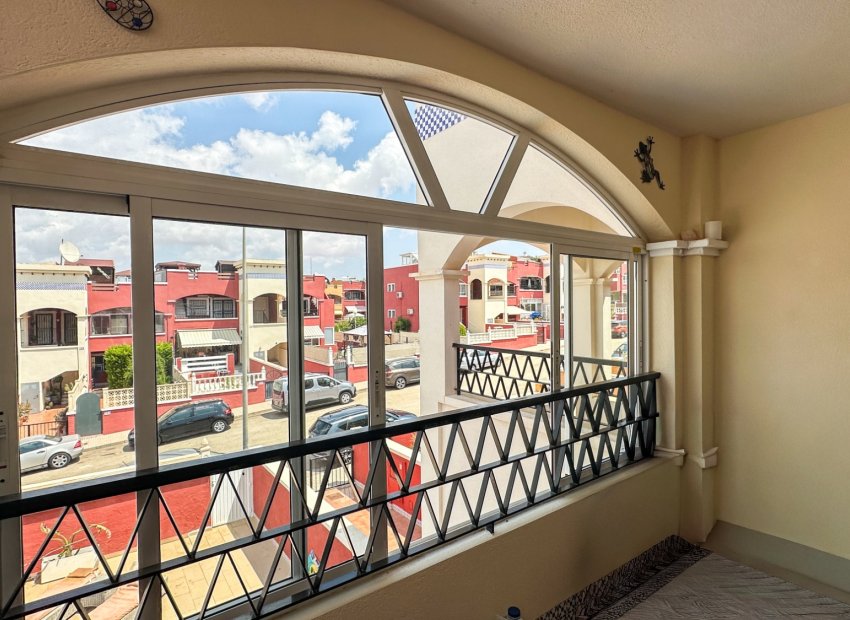 Resale - Townhouse / Duplex / Corner - Orihuela Costa - Punta Prima