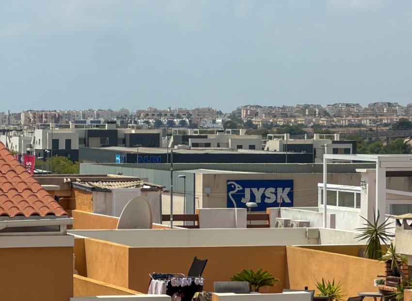Resale - Townhouse / Duplex / Corner - Orihuela Costa - Punta Prima