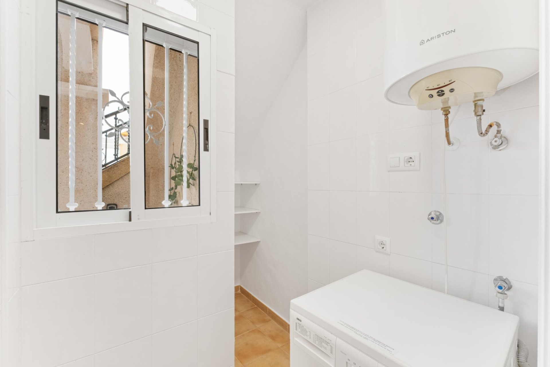 Resale - Townhouse / Duplex / Corner - Orihuela Costa - Villamartín