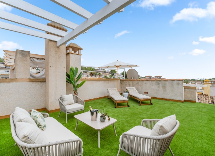 Resale - Townhouse / Duplex / Corner - Orihuela Costa - Villamartín