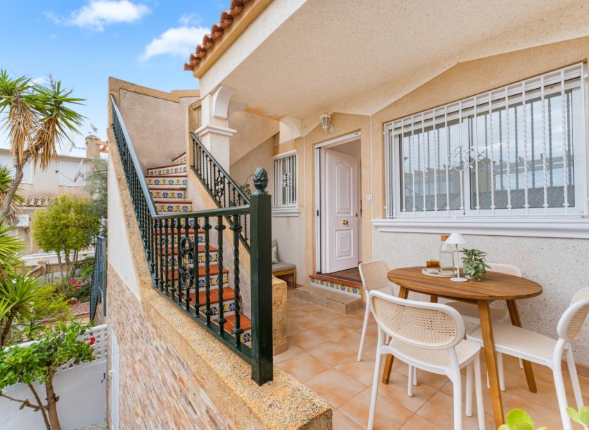 Resale - Townhouse / Duplex / Corner - Orihuela Costa - Villamartín