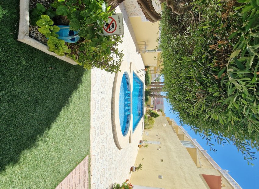 Resale - Townhouse / Duplex / Corner - Orihuela Costa - Villamartín