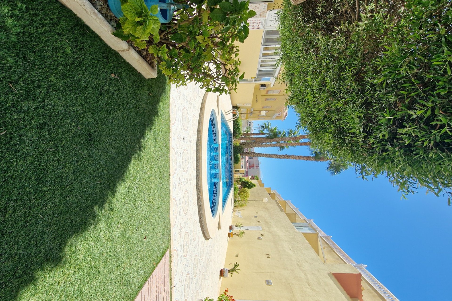 Resale - Townhouse / Duplex / Corner - Orihuela Costa - Villamartín
