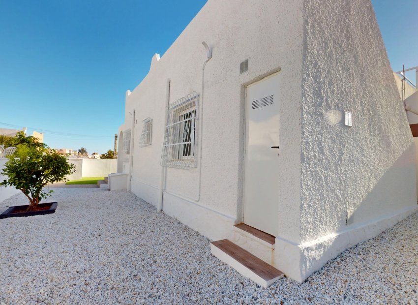 Resale - Townhouse / Duplex / Corner - Orihuela Costa - Villamartin