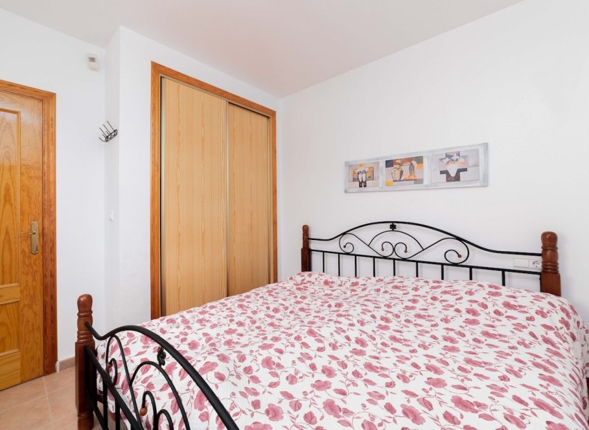 Resale - Townhouse / Duplex / Corner - Orihuela Costa - Villamartín