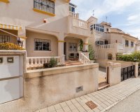 Resale - Townhouse / Duplex / Corner - Orihuela Costa - Villamartín