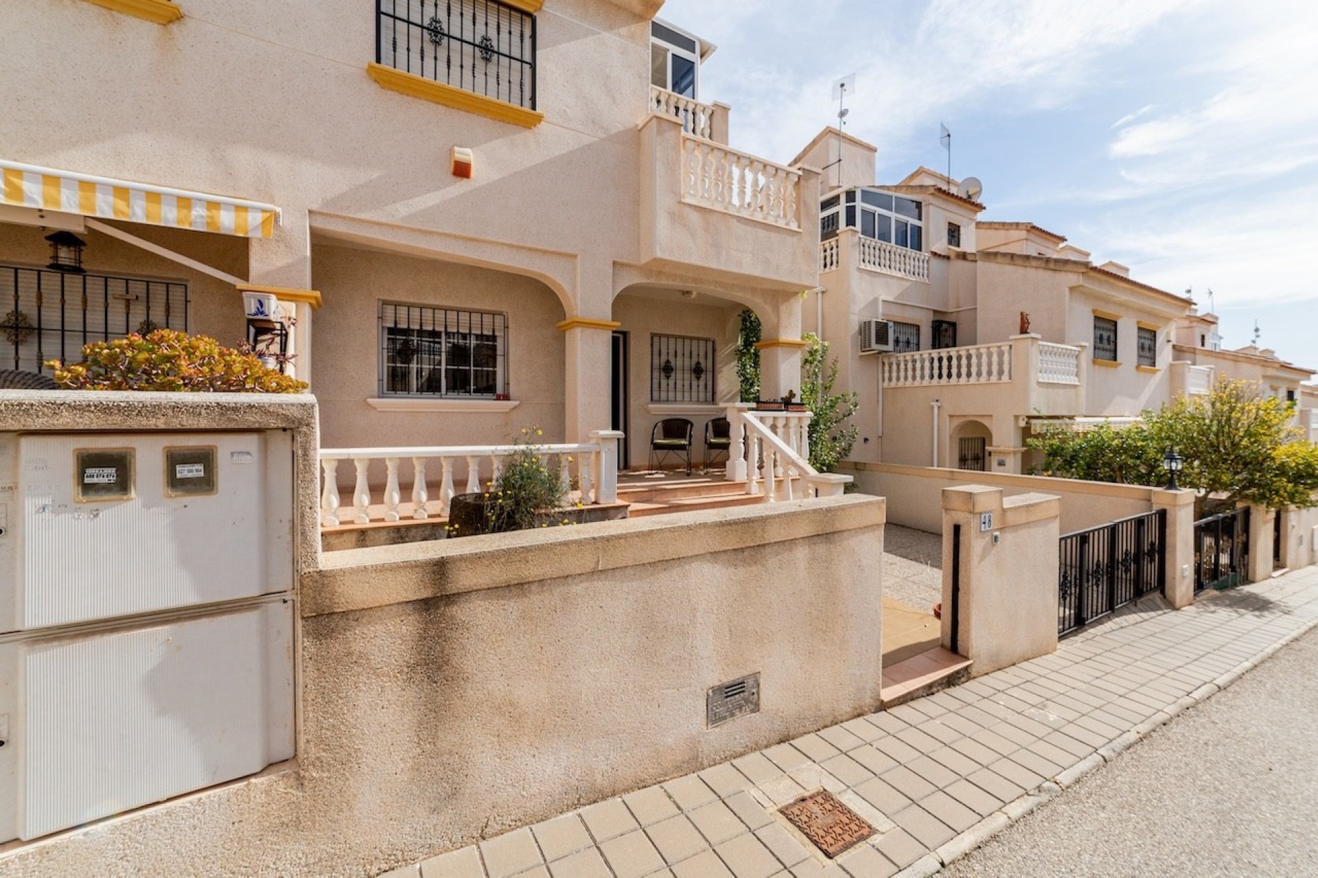 Resale - Townhouse / Duplex / Corner - Orihuela Costa - Villamartín