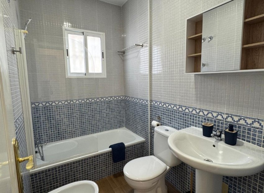 Resale - Townhouse / Duplex / Corner - Orihuela Costa - Villamartín