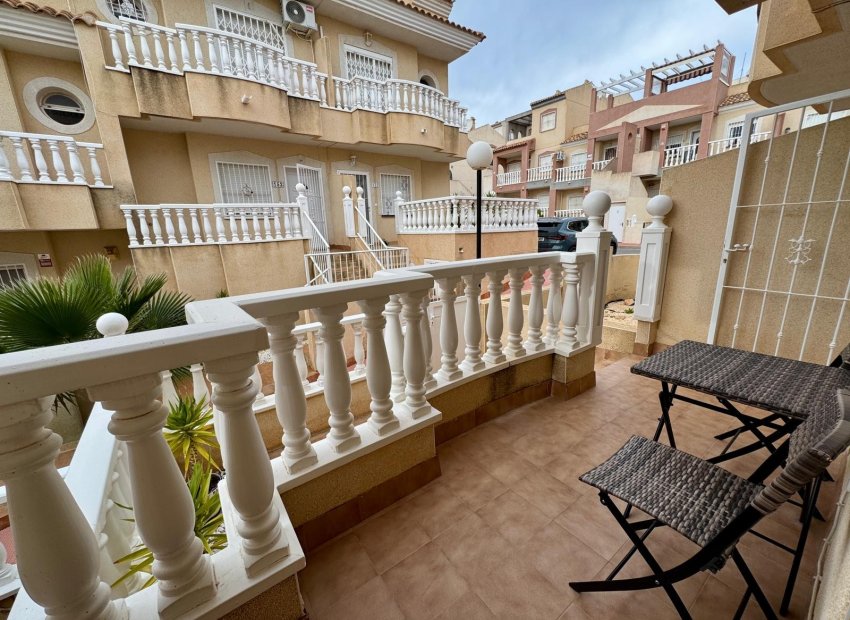 Resale - Townhouse / Duplex / Corner - Orihuela Costa - Villamartín
