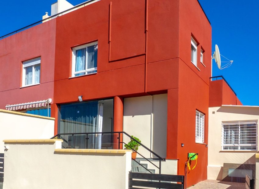 Resale - Townhouse / Duplex / Corner - Orihuela Costa - Villamartín