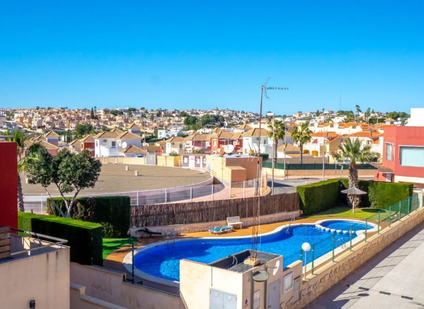 Resale - Townhouse / Duplex / Corner - Orihuela Costa - Villamartín