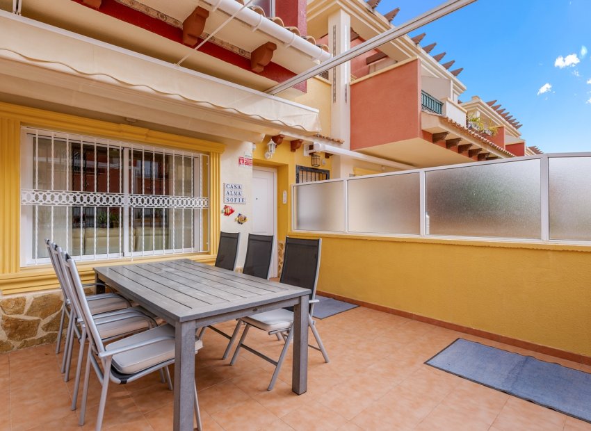 Resale - Townhouse / Duplex / Corner - Orihuela Costa - Villamartín