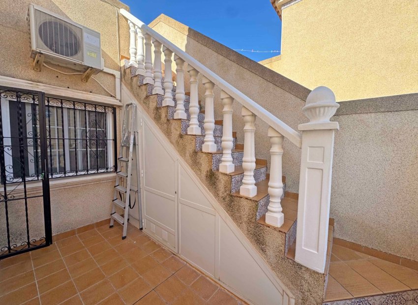 Resale - Townhouse / Duplex / Corner - Orihuela Costa - Villamartín