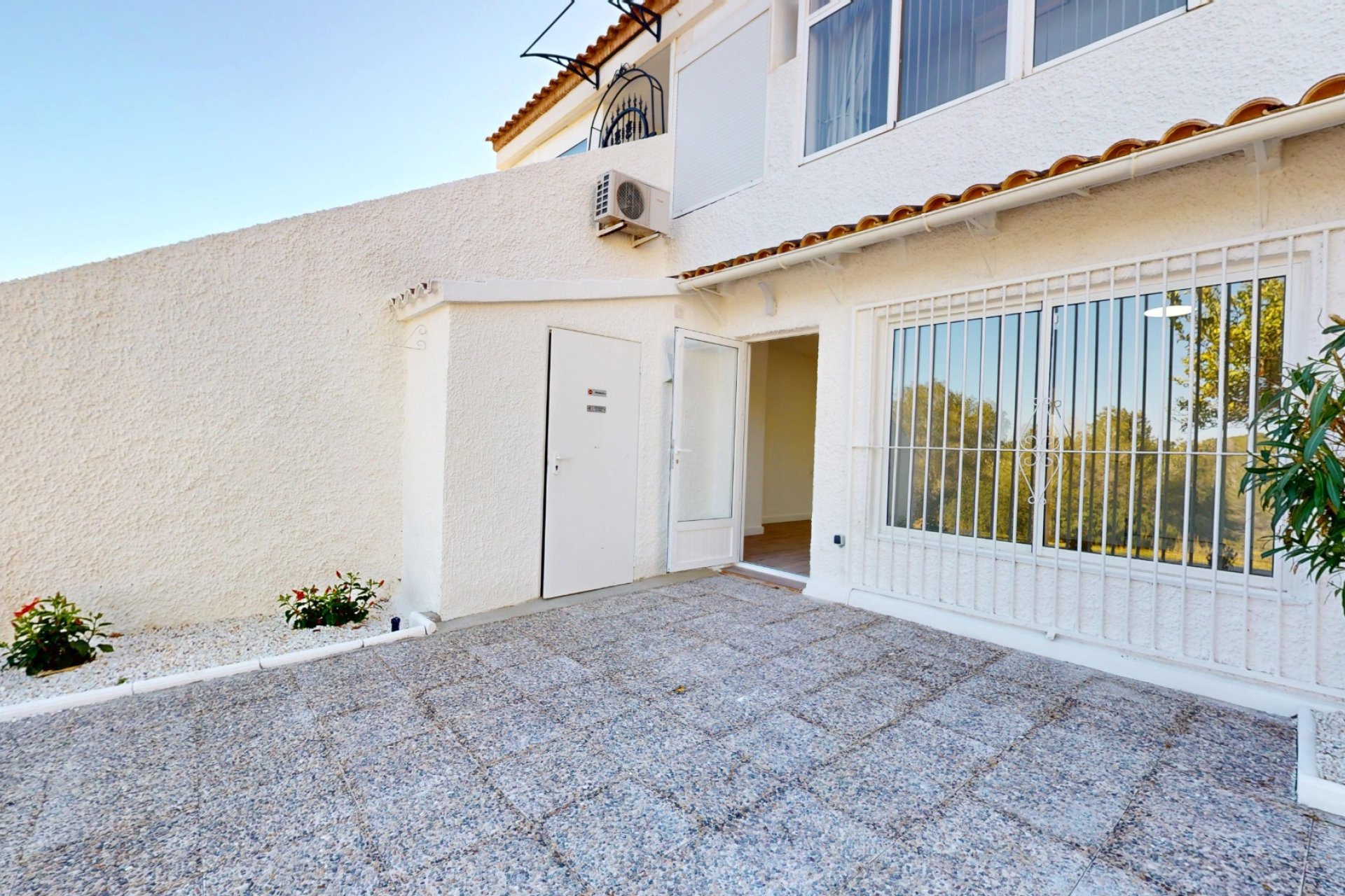 Resale - Townhouse / Duplex / Corner - Orihuela Costa - Villamartín
