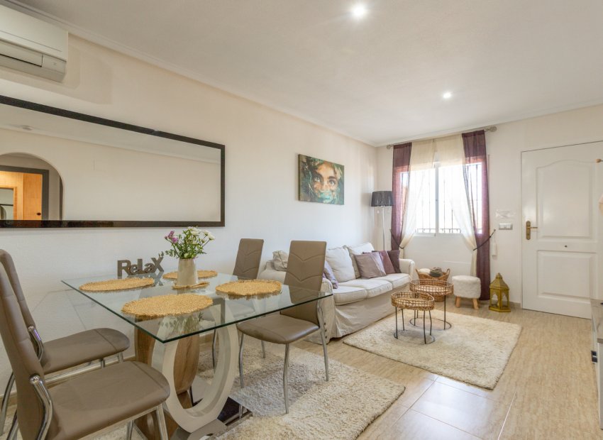 Resale - Townhouse / Duplex / Corner - Orihuela Costa - Villamartín