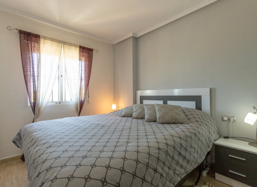 Resale - Townhouse / Duplex / Corner - Orihuela Costa - Villamartín