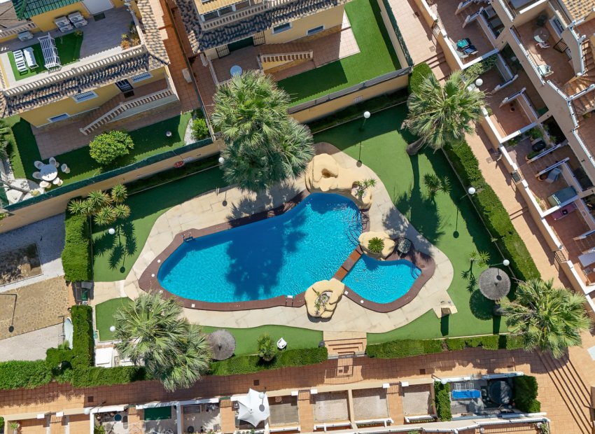Resale - Townhouse / Duplex / Corner - Orihuela Costa - Villamartín