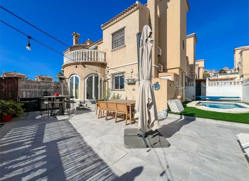 Resale - Townhouse / Duplex / Corner - Orihuela Costa - Villamartín