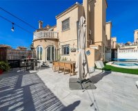 Resale - Townhouse / Duplex / Corner - Orihuela Costa - Villamartín
