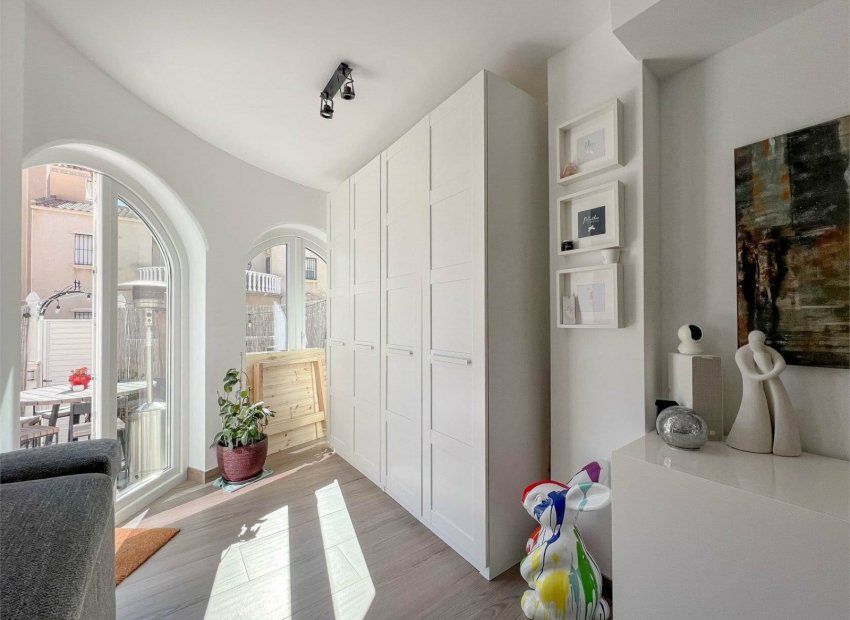 Resale - Townhouse / Duplex / Corner - Orihuela Costa - Villamartín