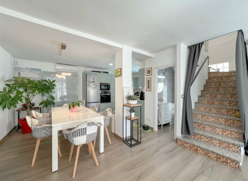 Resale - Townhouse / Duplex / Corner - Orihuela Costa - Villamartín