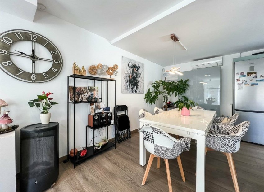 Resale - Townhouse / Duplex / Corner - Orihuela Costa - Villamartín