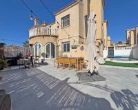 Resale - Townhouse / Duplex / Corner - Orihuela Costa - Villamartín