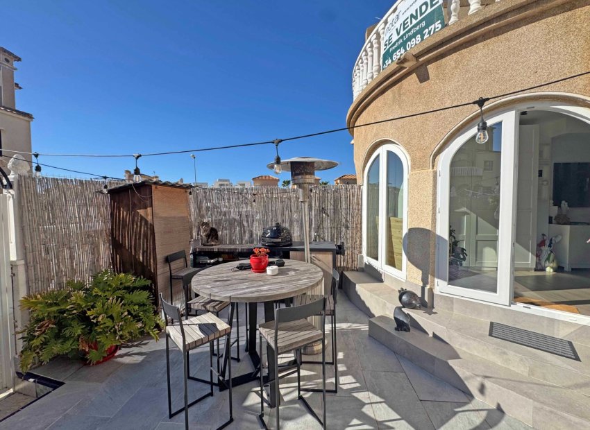 Resale - Townhouse / Duplex / Corner - Orihuela Costa - Villamartín