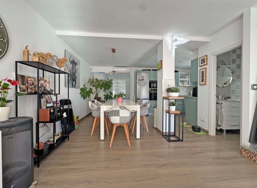 Resale - Townhouse / Duplex / Corner - Orihuela Costa - Villamartín